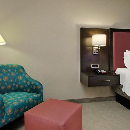 Hilton Garden Inn Sonoma County Airport Санта Роза Екстериор снимка