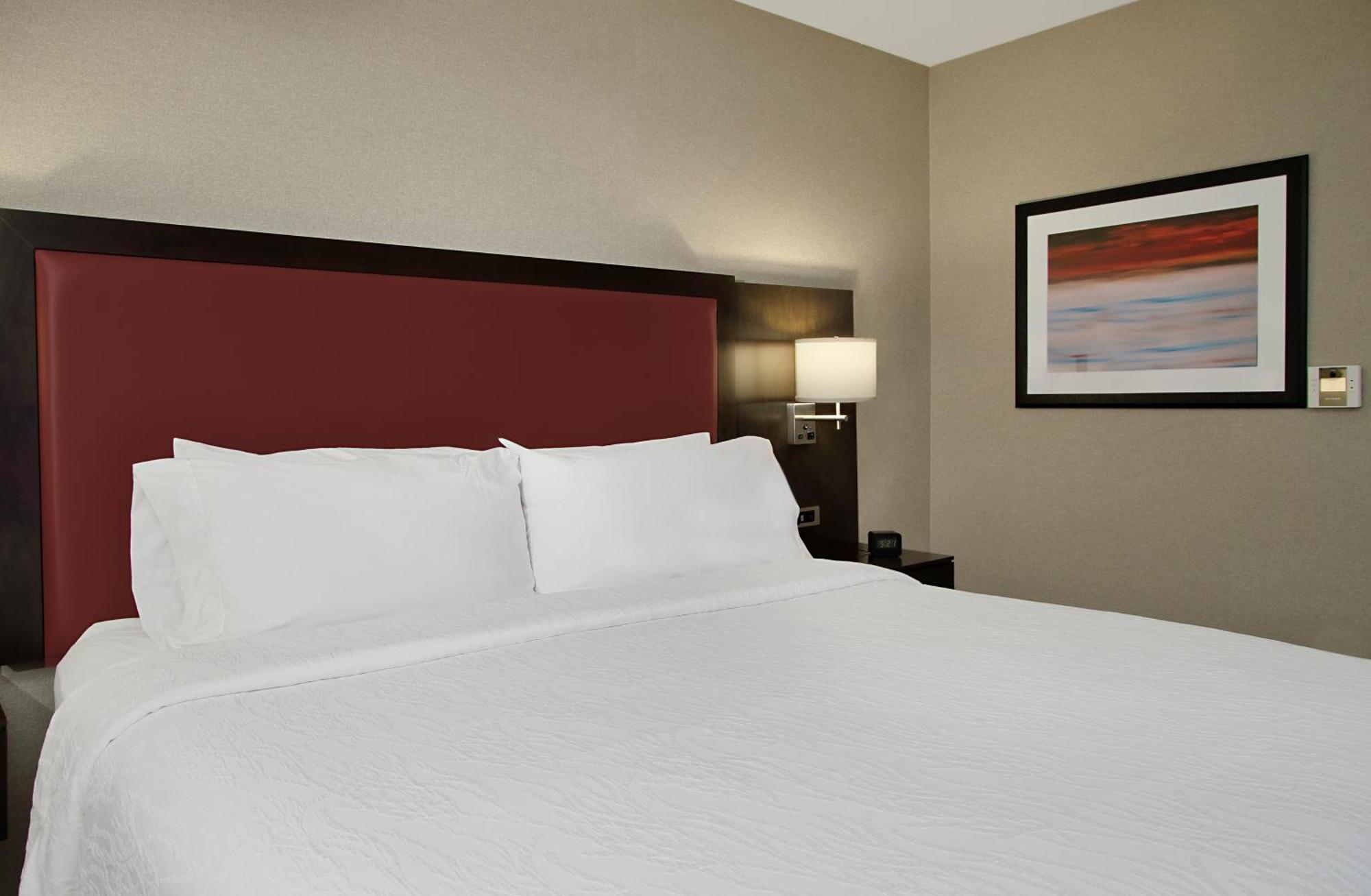 Hilton Garden Inn Sonoma County Airport Санта Роза Екстериор снимка