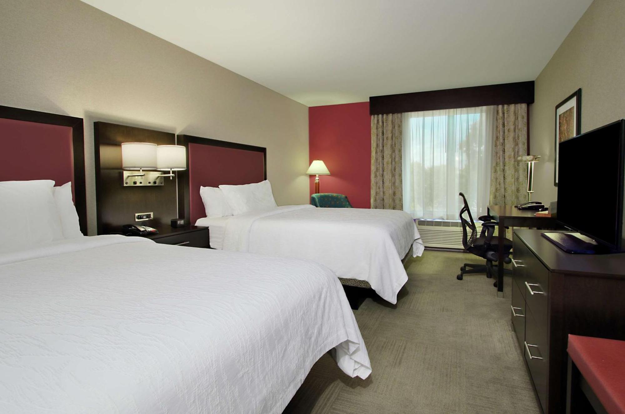 Hilton Garden Inn Sonoma County Airport Санта Роза Екстериор снимка