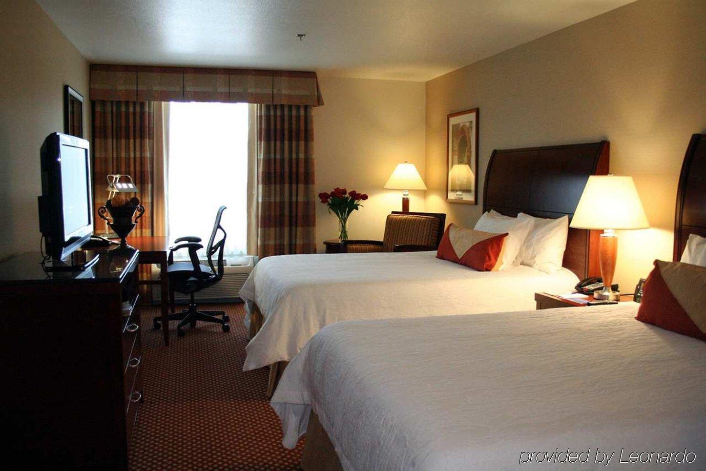 Hilton Garden Inn Sonoma County Airport Санта Роза Стая снимка