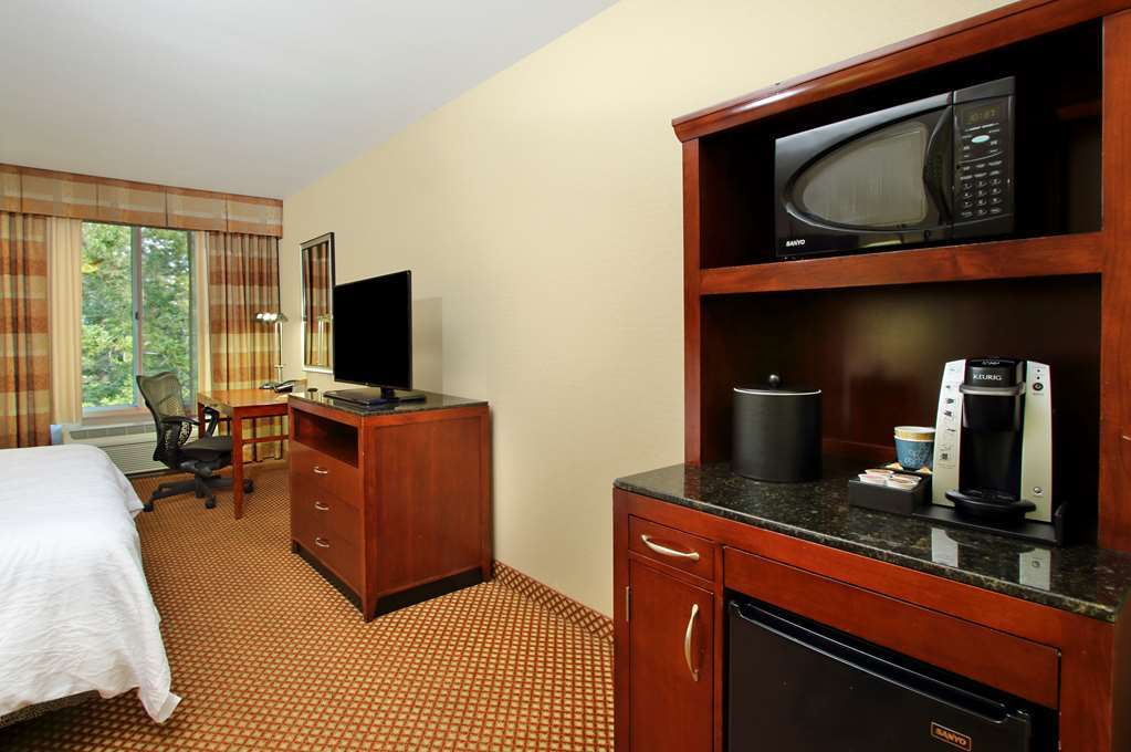 Hilton Garden Inn Sonoma County Airport Санта Роза Стая снимка